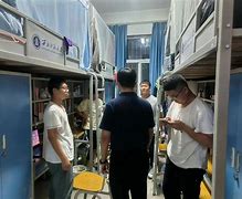 留校生安卓版失控的心理卫生课在线阅读-第2张图片-太平洋在线下载